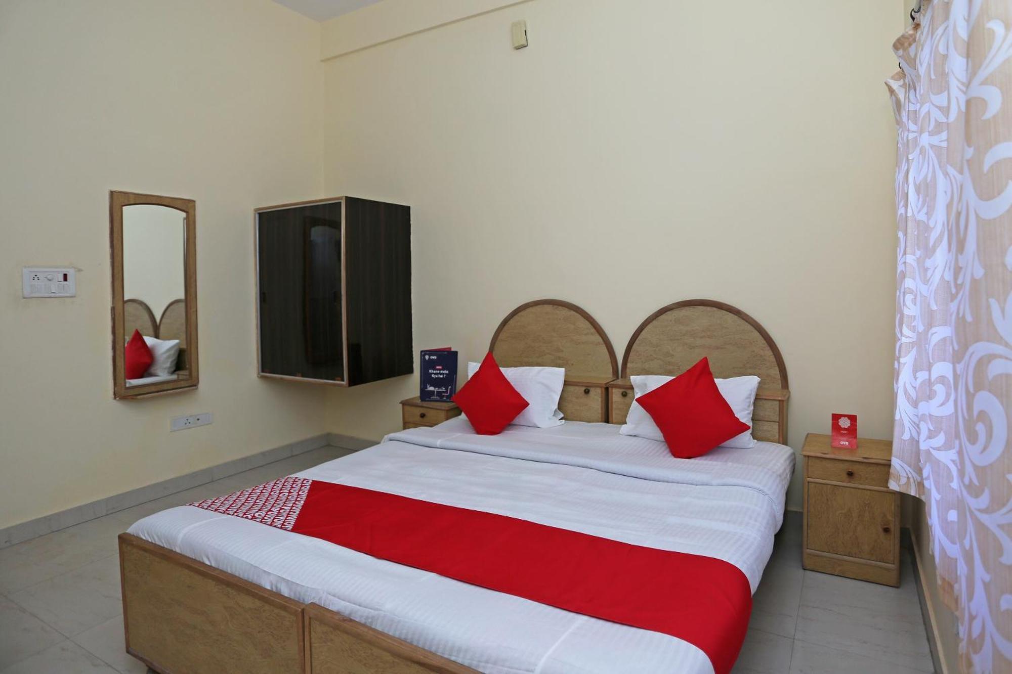 Collection O Sahani Guest House Rāmnagar Екстериор снимка